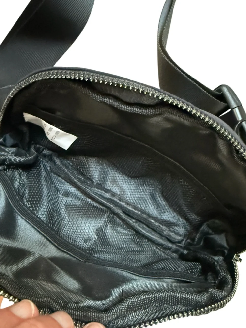 NWOT HALARA Casual Chic Black Water-Repellent Belt Bag 1L-Waist Bag Crossbody